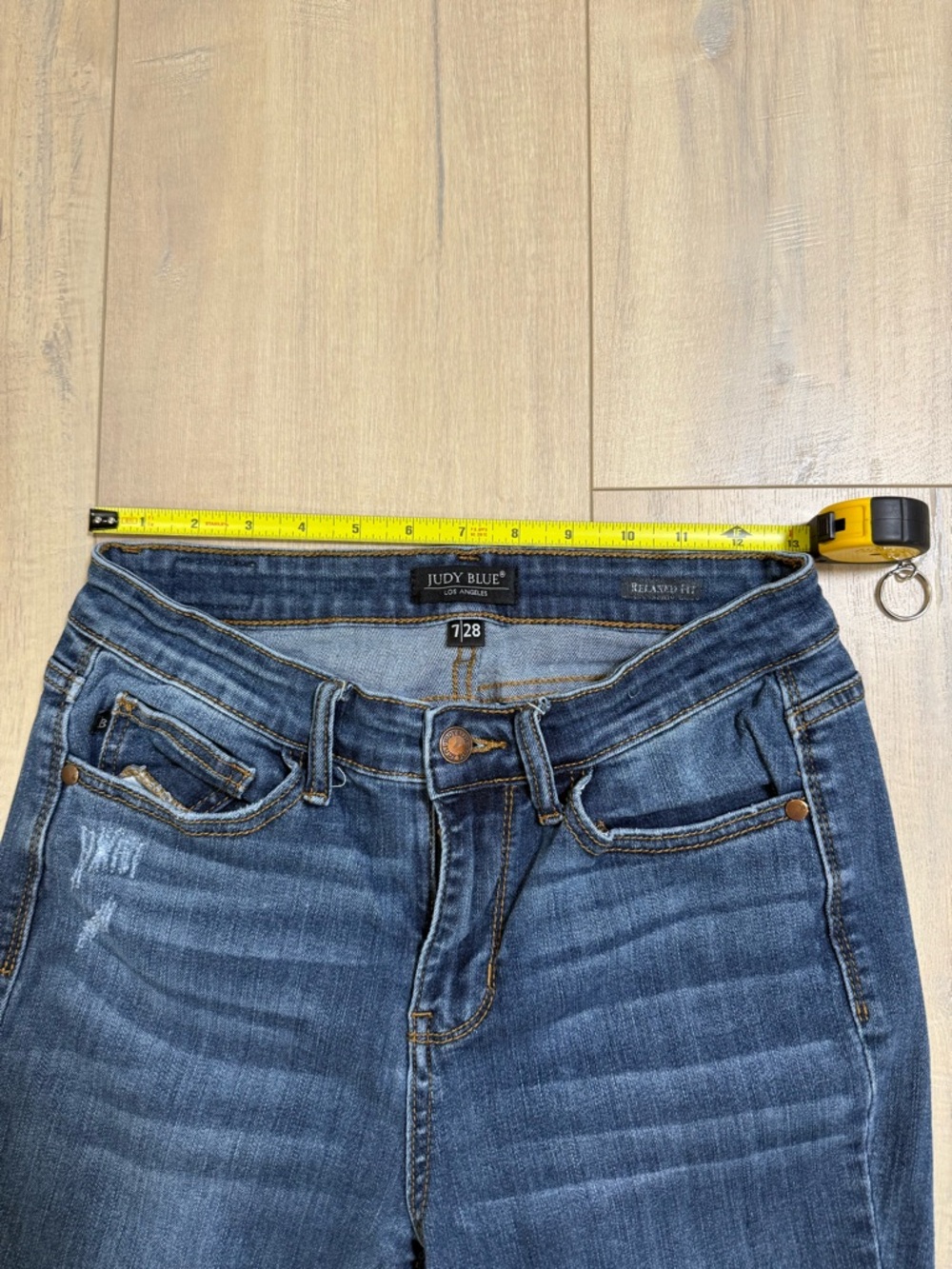 Judy Blue Women's Dark Wash Relaxed Fit Jeans - Picture 4 of 7